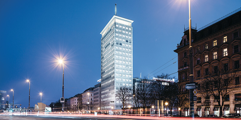 Die Konzernzentrale der Vienna Insurance Group (VIG), der Wiener Ringturm (Foto, © Ian Ehm)