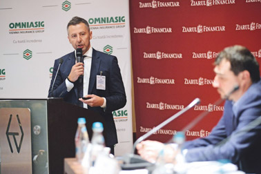 CEO der Omniasig, Mihai Tecau, spricht bei der Konferenz (Foto, © Omniasig)